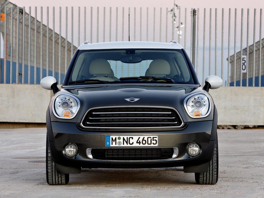  Mini Cooper Countryman 2010 года  (фото 14 из 33)